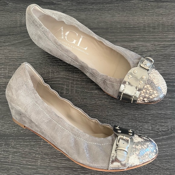 AGL Attilio Giusti Leombruni Snakeskin Cap Toe Micro-Wedge Flats